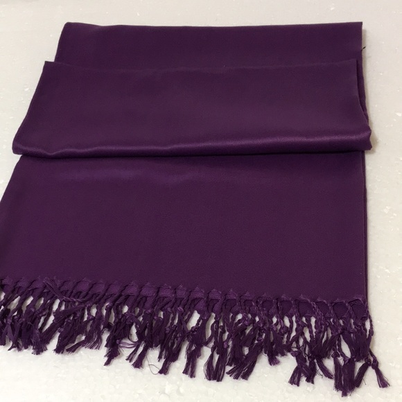 FOR YOUR EASE ONLY PURPLE TASSELS SCARF - Picture 6 of 9